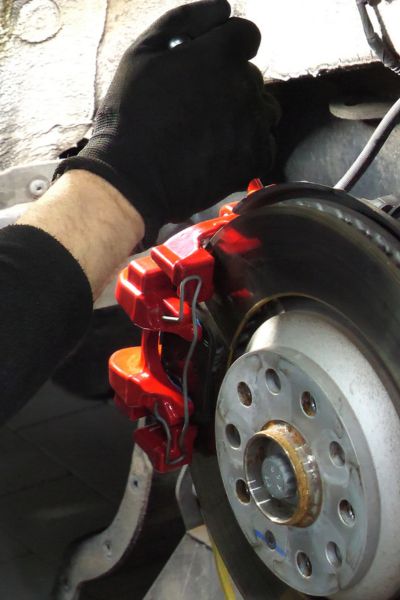Brake Repairs Warning Signs to Watch For